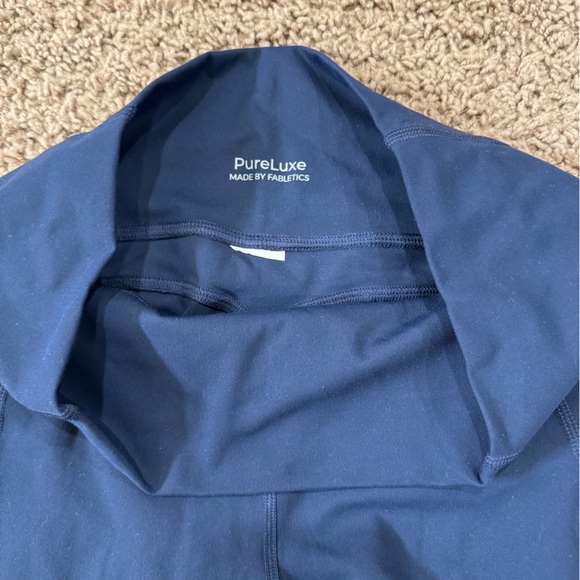 Fabletics leggings - Picture 2 of 2